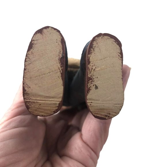 Hand carved Wood Folk Art Grandfather 7 Inches Overalls Coat Baseball Red Baseba - Picture 9 of 9